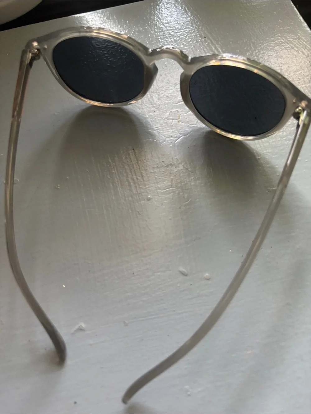Abercrombie Round Frame Sunglasses in Translucent Gray with Dark Lenses